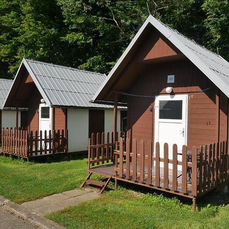 Camping Roznov Hotel Roznov pod Radhostem Exterior photo